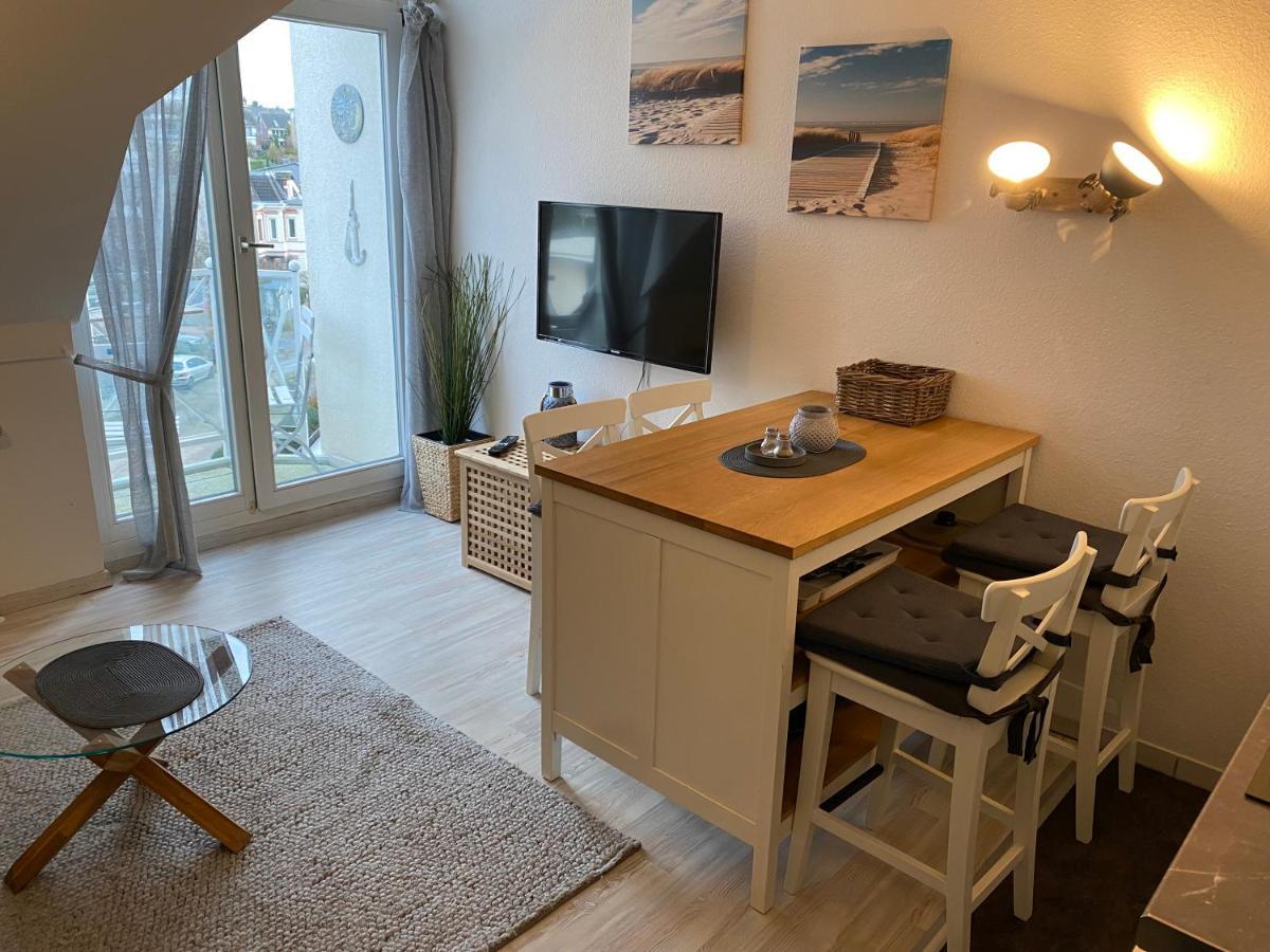Oceanblue Appartements - Laboe Extérieur photo